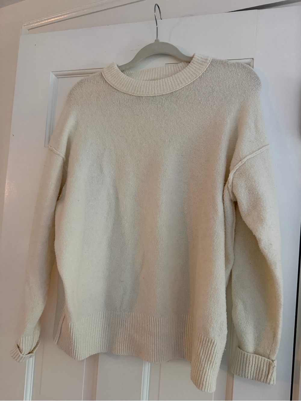 aerie Cream Crewneck Pullover Sweater